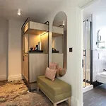 Hotel The Met - Newly Refurbished