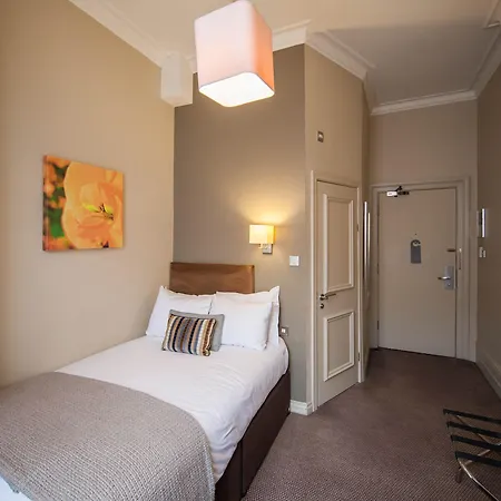 The Met Leeds 4*