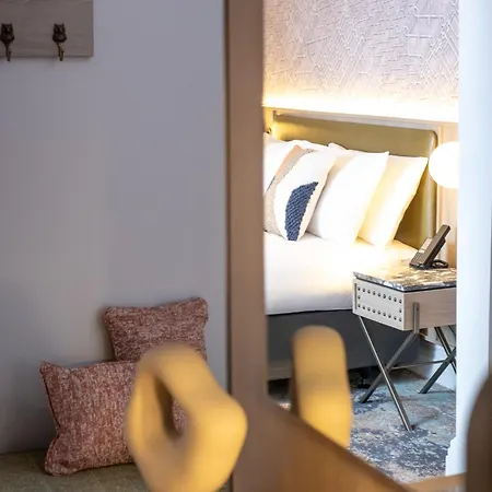 The Met - Newly Refurbished 4*