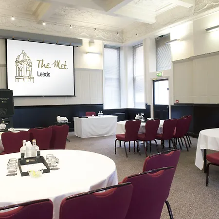 The Met - Newly Refurbished Hotel