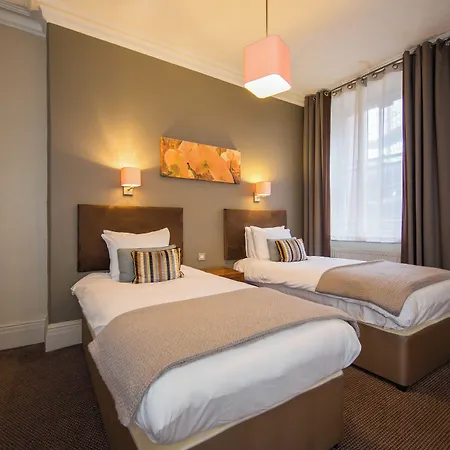 Hotel The Met - Newly Refurbished