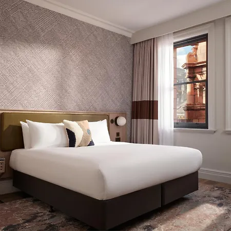 The Met - Newly Refurbished Hotel