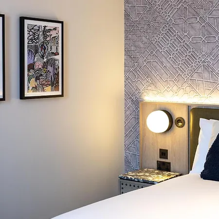 The Met - Newly Refurbished Hotel