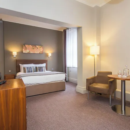 Hotel The Met - Newly Refurbished