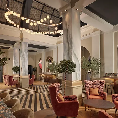 The Met - Newly Refurbished 4* Leeds (West Yorkshire)