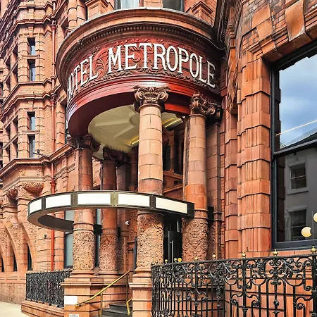 The Met - Newly Refurbished Hotel 4*