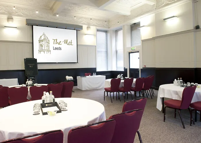 The Met - Newly Refurbished Hotel