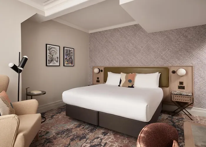 The Met - Newly Refurbished Leeds (West Yorkshire)