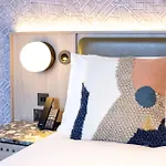 فندق The Met - Newly Refurbished 4*