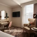 The Met - Newly Refurbished فندق 4*
