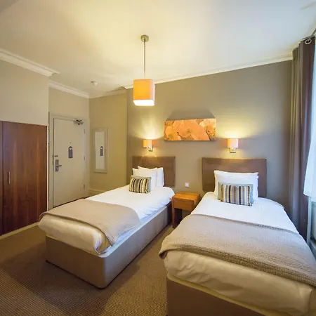 מלון The Met - Newly Refurbished 4*