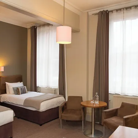 The Met - Newly Refurbished 4*