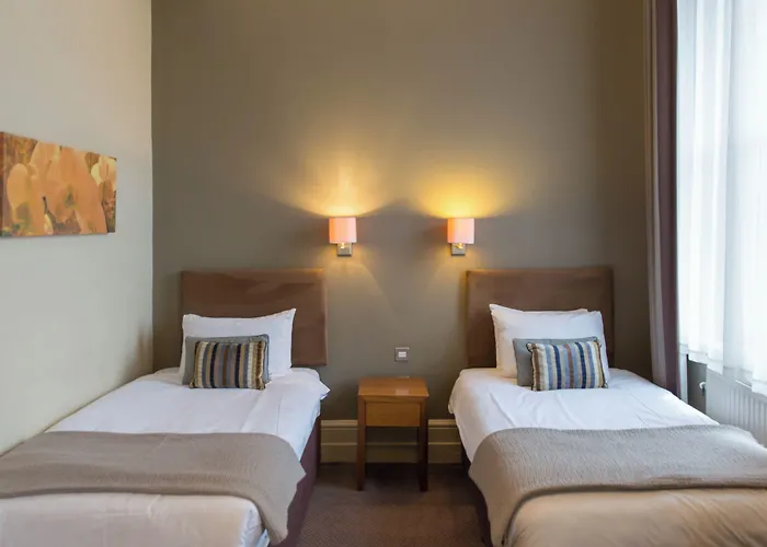 Hotel The Met - Newly Refurbished